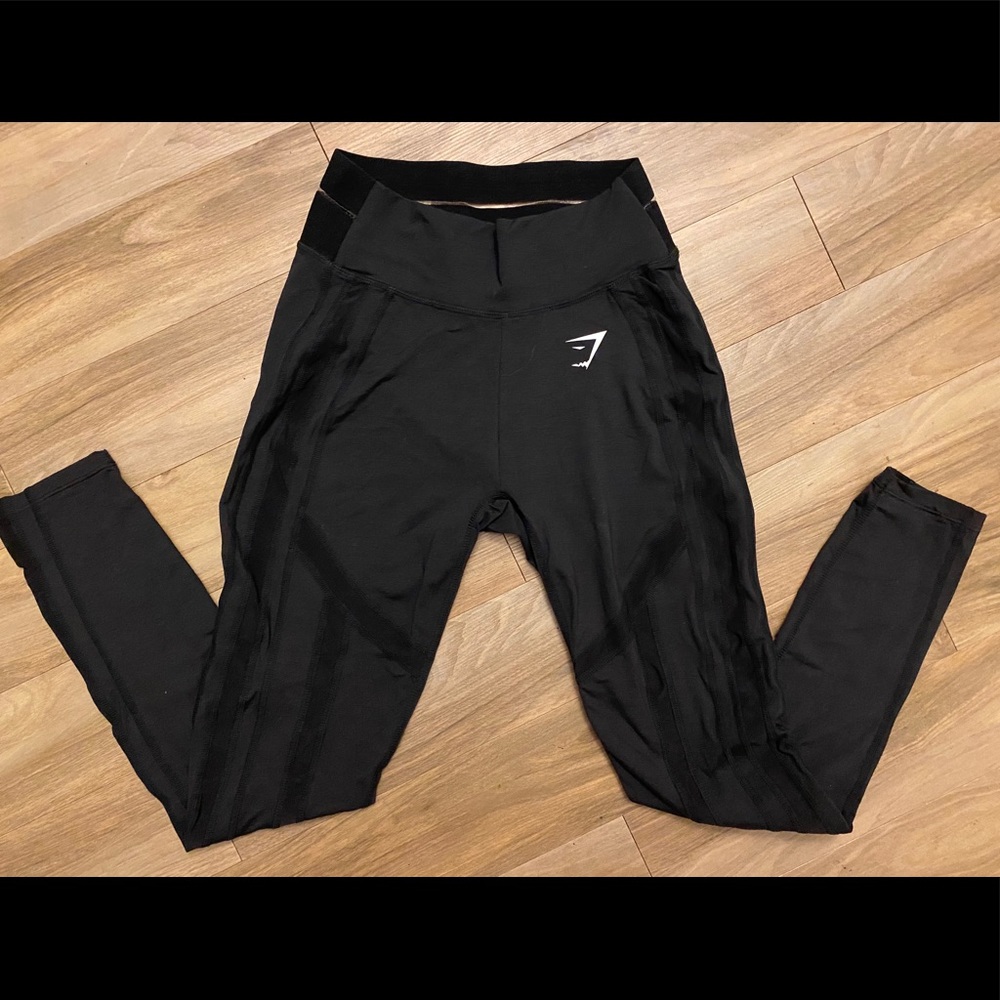 ✨Gymshark mesh detail leggings!✨
